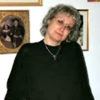 Romance author Anna Dynowski