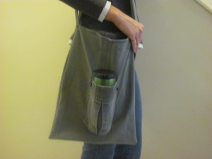 Pants-to-Purse DIY shoulder bag