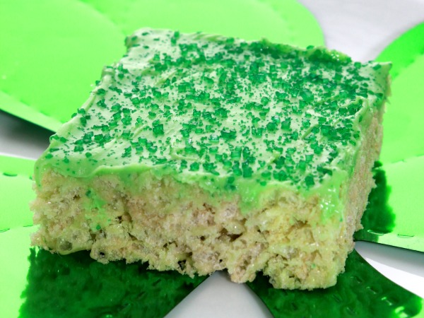 Lucky Shamrock Squares from Yee Little Things blog