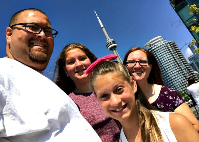 Craig and Wendy Silva and their daughters