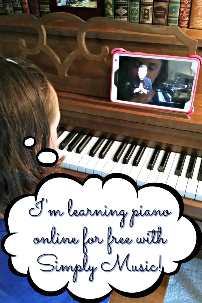 I'm learning piano online for free with Simply Music!