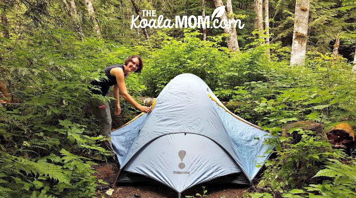 Bonnie putting up her tent at Alder Flats Campground.