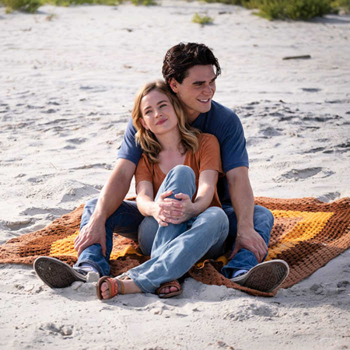 Jeremy Camp and Melissa on the beach