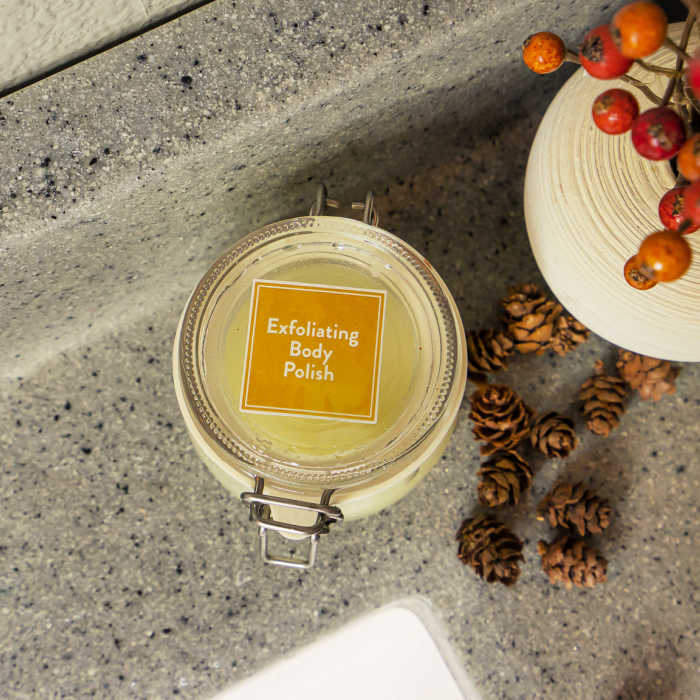 Make your own Exfoliating Body Polish with the October recipe box from Simply Earth.