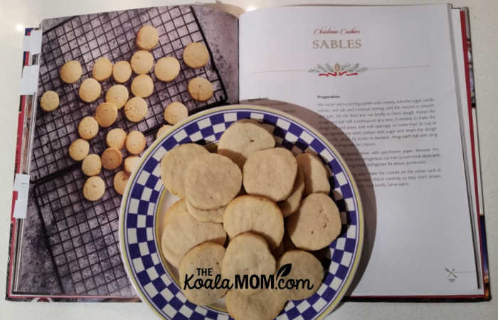 Christmas sables, one of the delicious cookie recipes in the Vatican Christmas Cookbook.